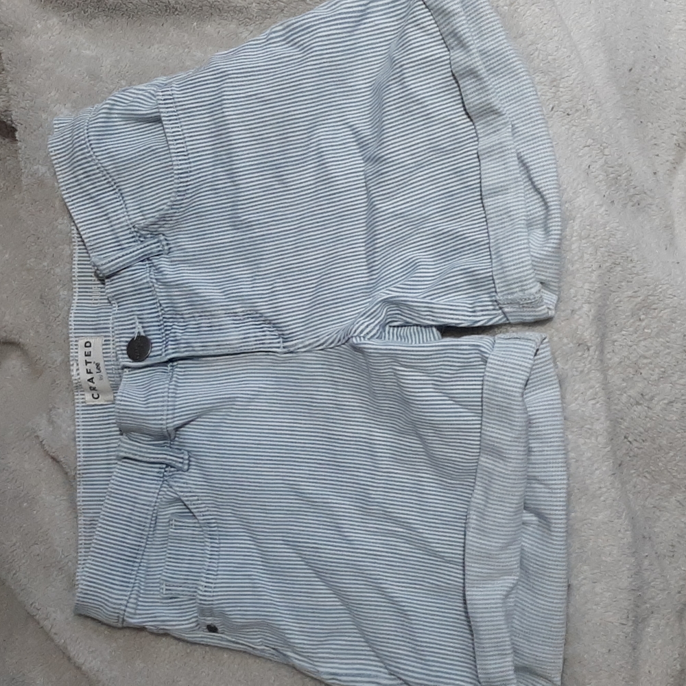 Crafted by Lee cuffed shorts